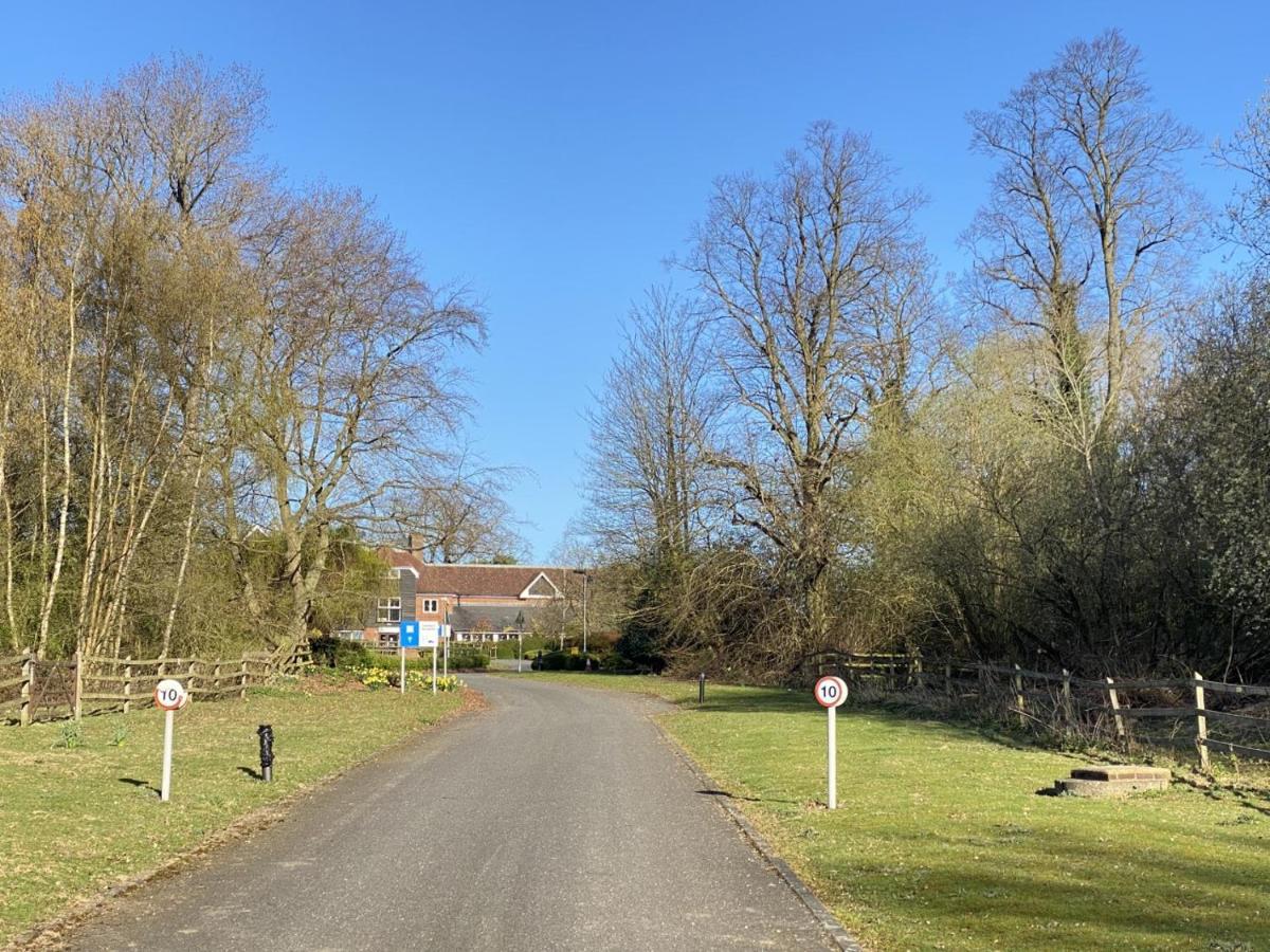 Ibis Budget Stansted Bishops Stortford Birchanger Exteriér fotografie